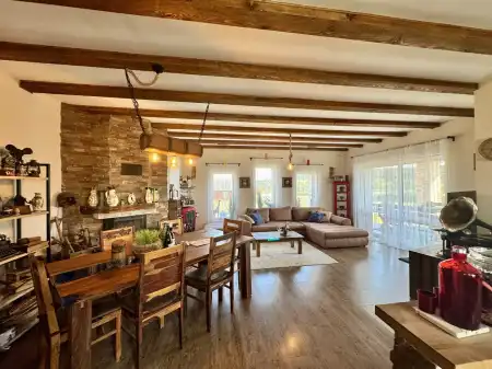 eladó családi ház, Nézsa