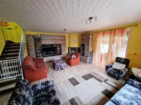 eladó ikerház, Tatabánya