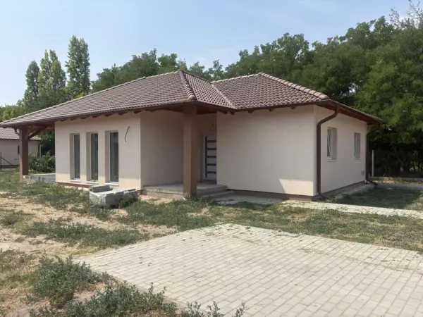 Eladó új építésű családi ház, Kiskunlacháza 4 szoba 113 m² 84.9 M Ft