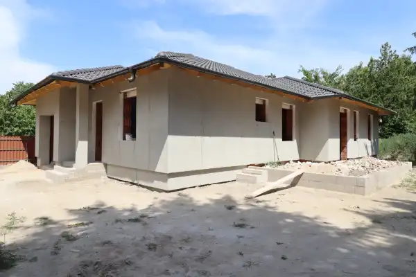 Eladó új építésű családi ház, Szigetszentmiklós 5 szoba 137 m² 129 M Ft
