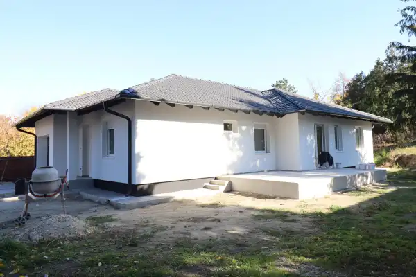 Eladó új építésű családi ház, Szigetszentmiklós 5 szoba 149 m² 129 M Ft