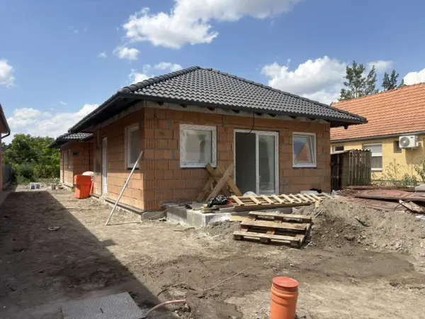 Eladó új építésű ikerház, Kiskunlacháza 3 szoba 54 m² 52.9 M Ft