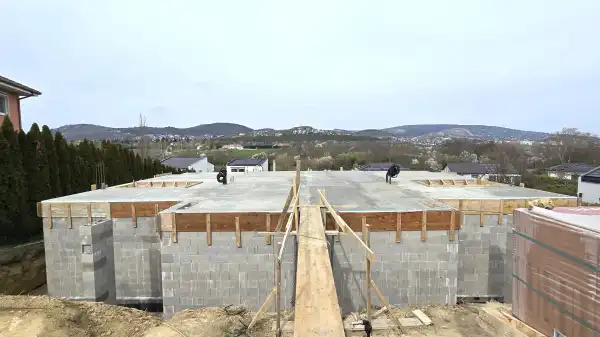 Eladó új építésű ikerház, Törökbálint 5 szoba 161 m² 321 M Ft