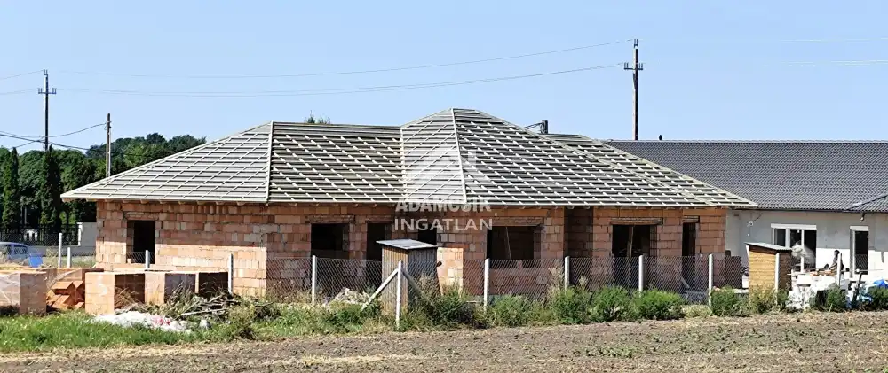 Pest megye - Újhartyán