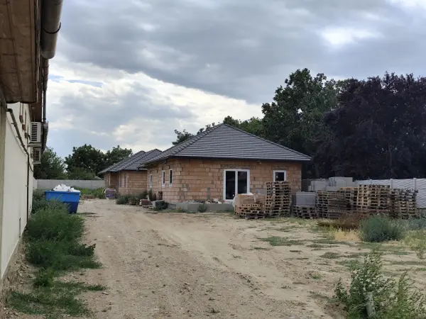 Eladó új építésű ikerház, Újhartyán 5 szoba 132 m² 114.99 M Ft