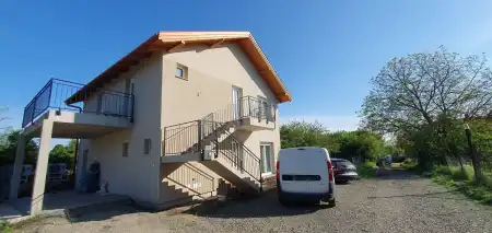 eladó új építésű sorház, Vác