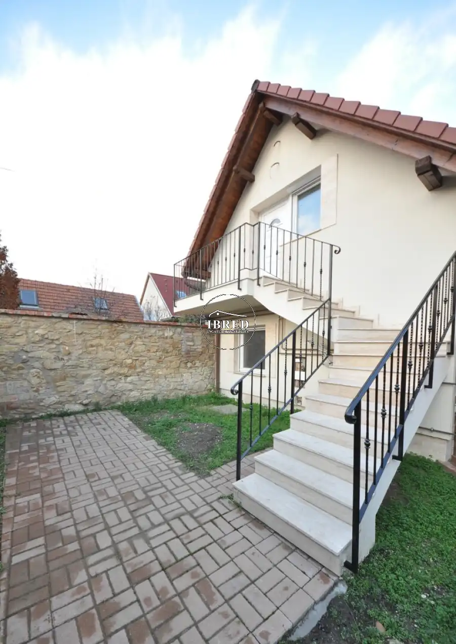 eladó új építésű téglalakás, Budaörs