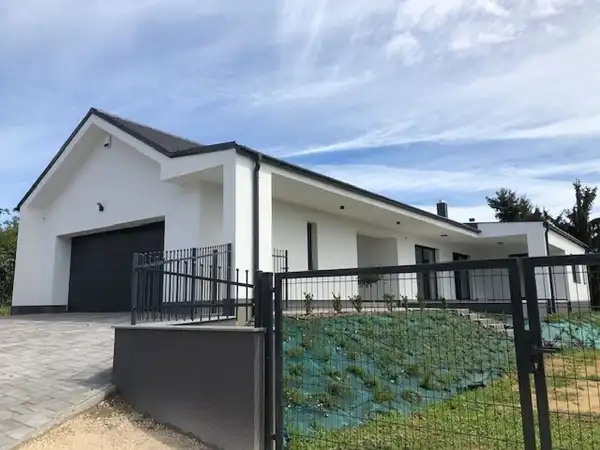 Eladó újépítésű családi ház, Cserszegtomaj 4 szoba 231 m² 215 M Ft