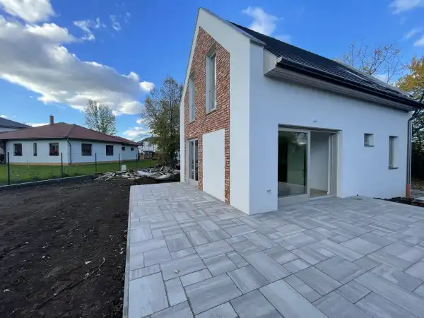 Eladó újépítésű családi ház, Eger 4 szoba 102 m² 98 M Ft