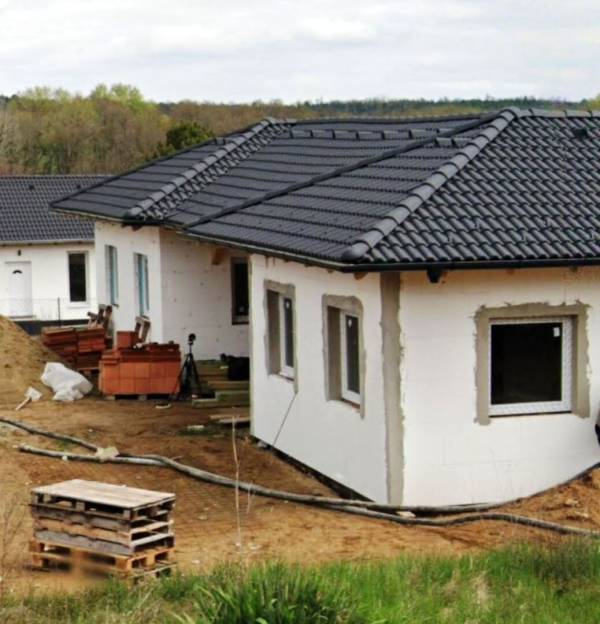eladó újépítésű családi ház, Erdőkertes