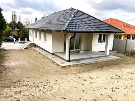 eladó újépítésű családi ház, Veresegyház