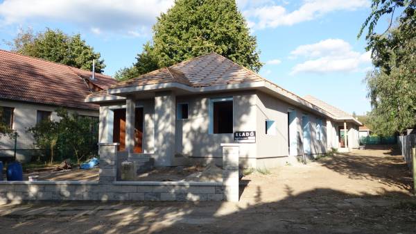 eladó újépítésű ikerház, Gödöllő