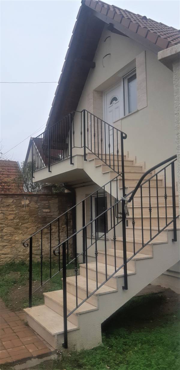 eladó újépítésű téglalakás, Budaörs