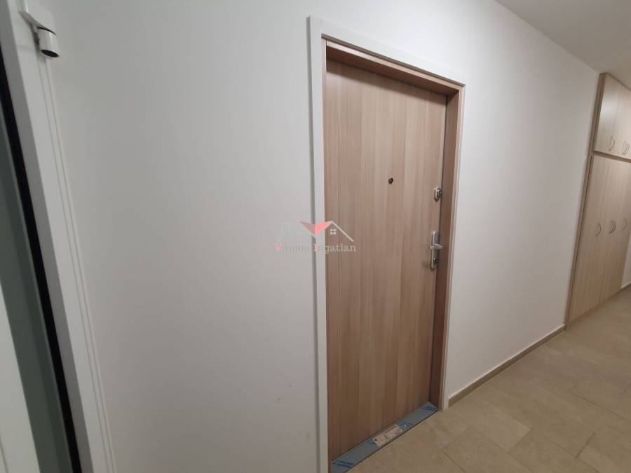 eladó újépítésű téglalakás, Vác