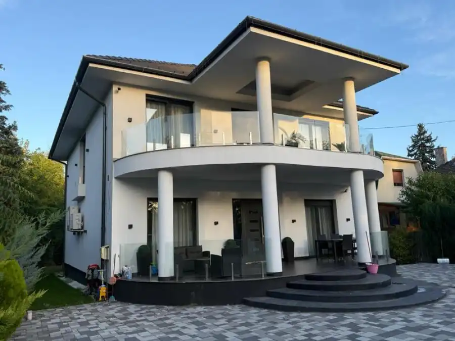 eladó újszerű családi ház, Budapest, III. kerület eladó újszerű családi ház, Budapest, III. kerület