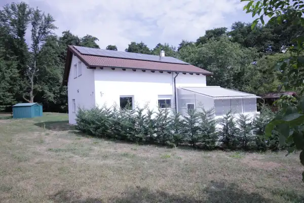 Eladó újszerű családi ház, Harka 4 szoba 160 m² 480 M Ft