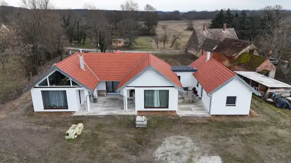 Eladó újszerű családi ház, Lendvajakabfa 5 szoba 140 m² 129.9 M Ft