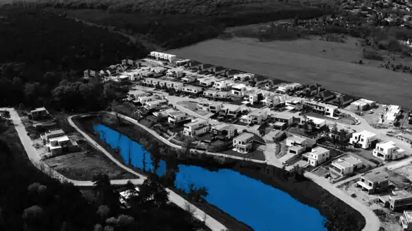 Eladó újszerű családi ház, Mogyoród 5 szoba 234 m² 299 M Ft