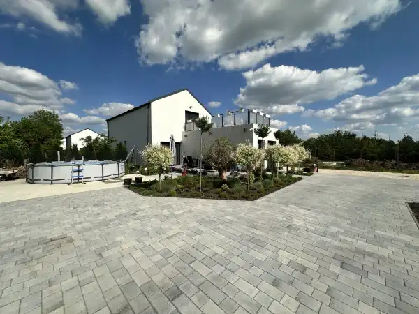 Eladó újszerű családi ház, Székesfehérvár 4 szoba 135 m² 99.9 M Ft