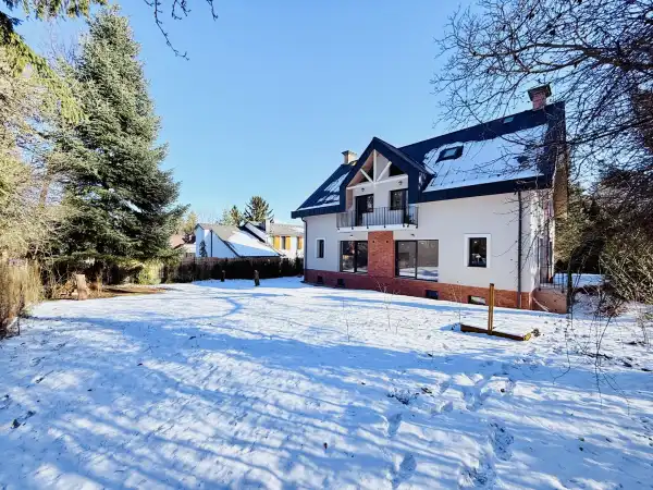 Eladó újszerű ikerház, Budapest, II. kerület 6 szoba 228 m² 250 M Ft