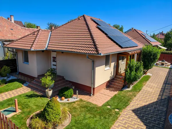 Eladó újszerű ikerház, Maglód 4 szoba 86 m² 129.9 M Ft