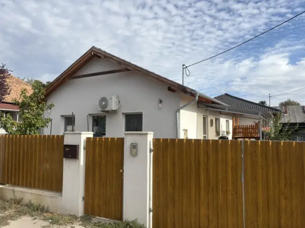 Eladó újszerű ikerház, Szigethalom 4 szoba 72 m² 85 M Ft