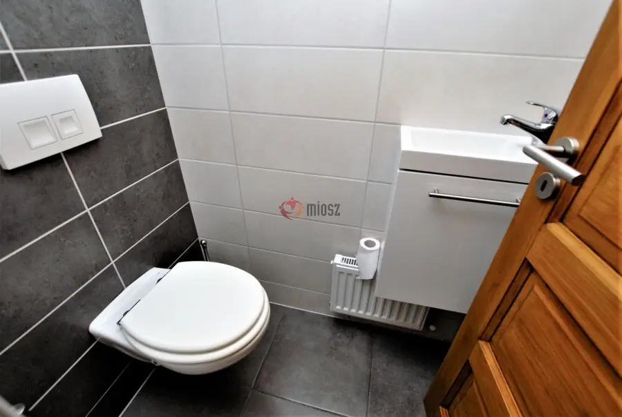 eladó újszerű téglalakás, Budapest, I. kerület