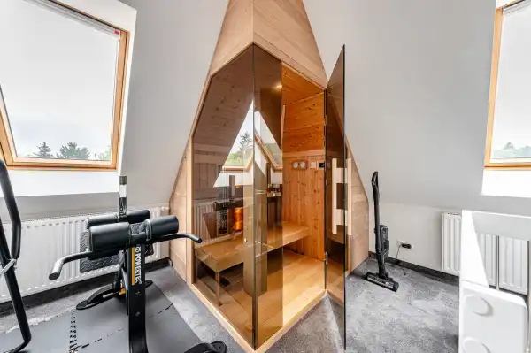 Eladó újszerű téglalakás, Budapest, XII. kerület 5 szoba 173 m² 329.9 M Ft