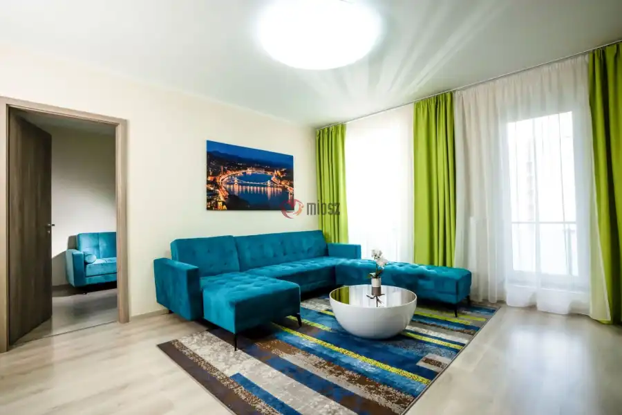 eladó újszerű téglalakás, Budapest, XIII. kerület