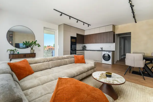 Eladó újszerű téglalakás, Budapest, XIV. kerület 3 szoba 73 m² 169.9 M Ft