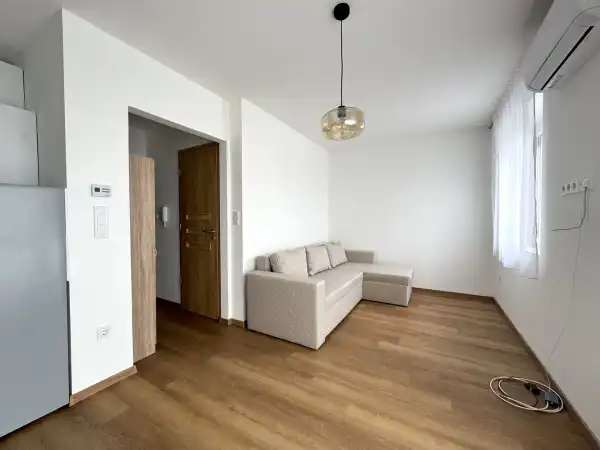 Eladó újszerű téglalakás, Levél 1 szoba 26 m² 28.5 M Ft
